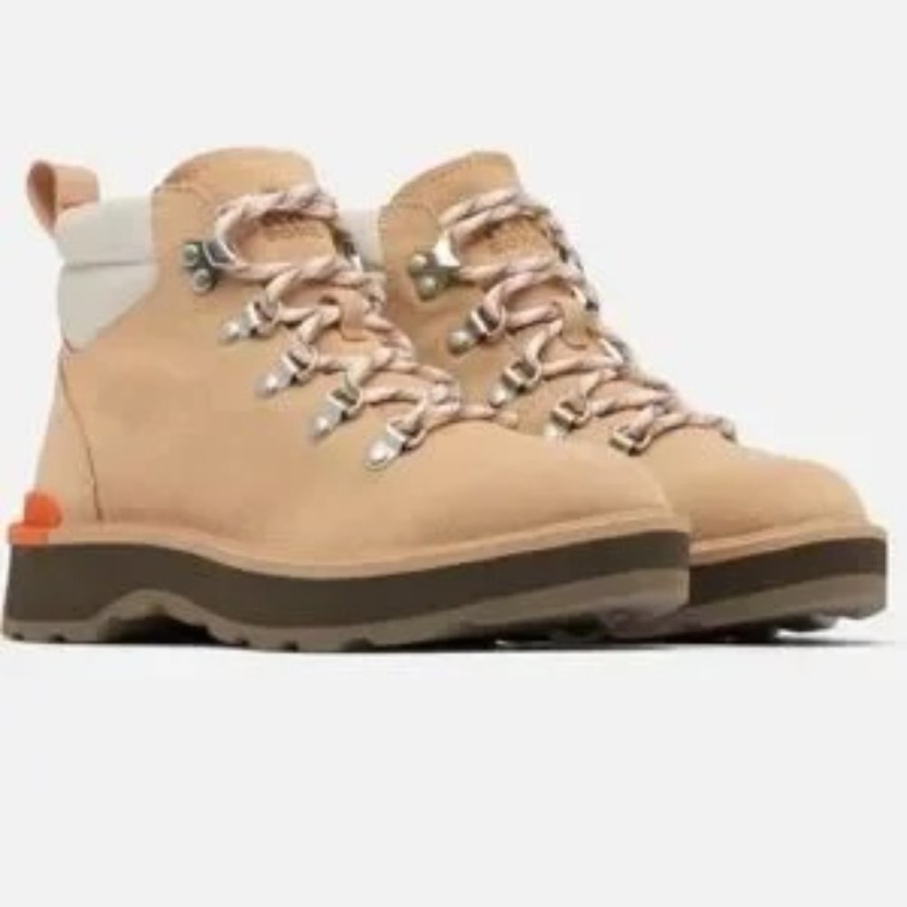 SOREL HI-LINE HIKER BOOT (NWT!)